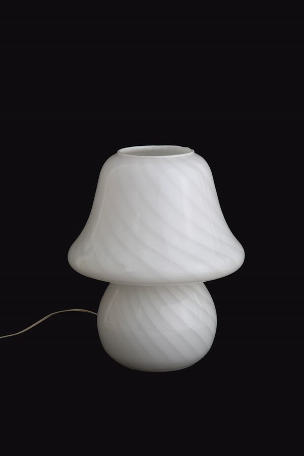 Mushroom lamp