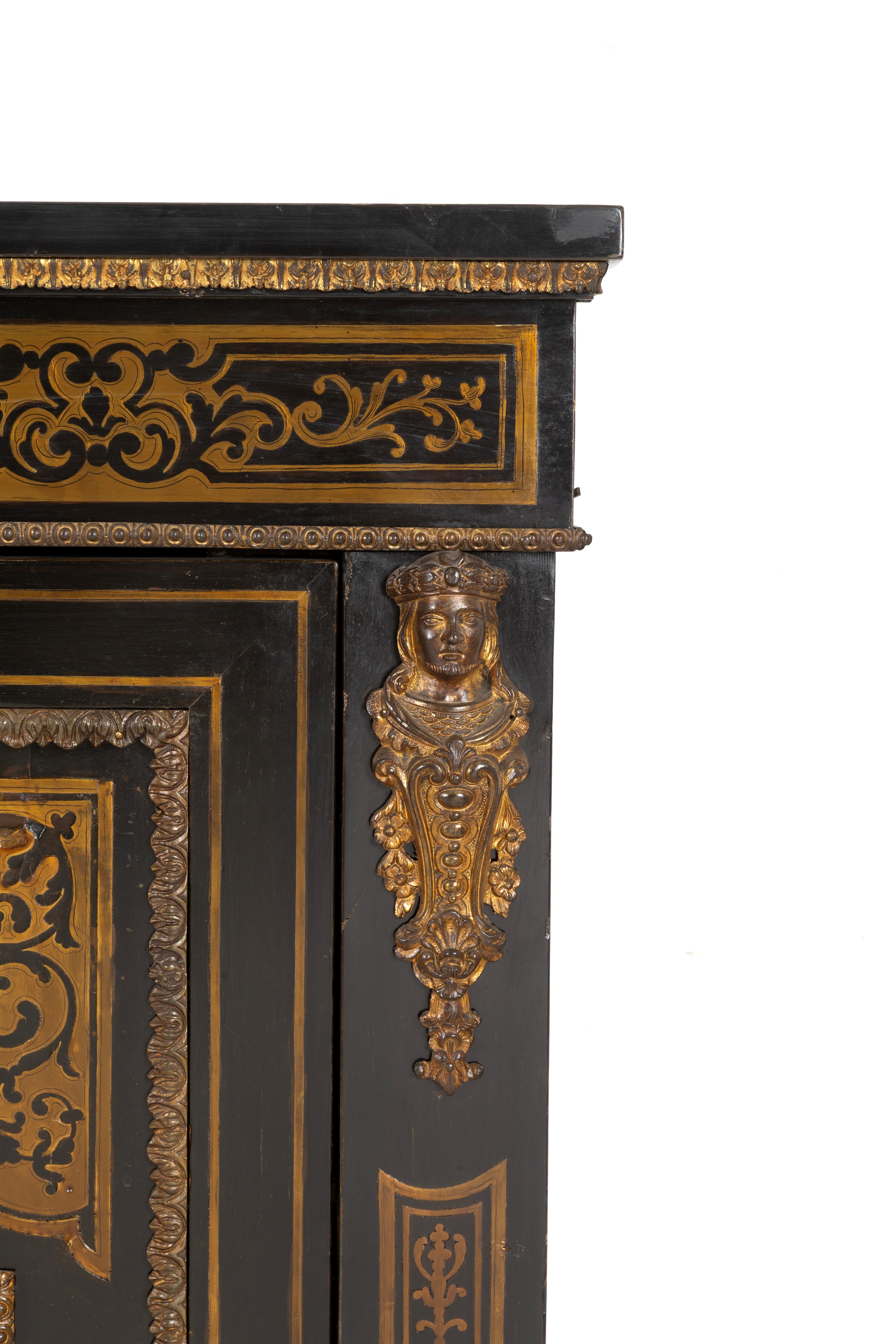 Credenzina tipo Boulle, in legno ebanizzato, XIX secolo