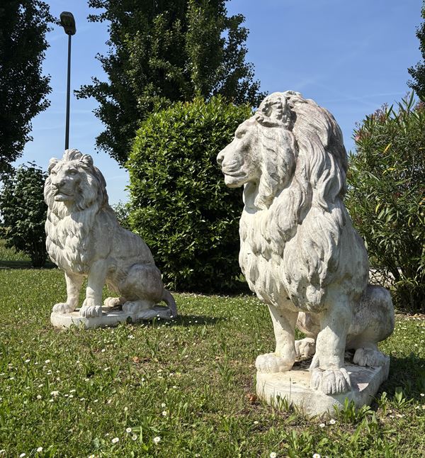 Two sculptures "LIONS"