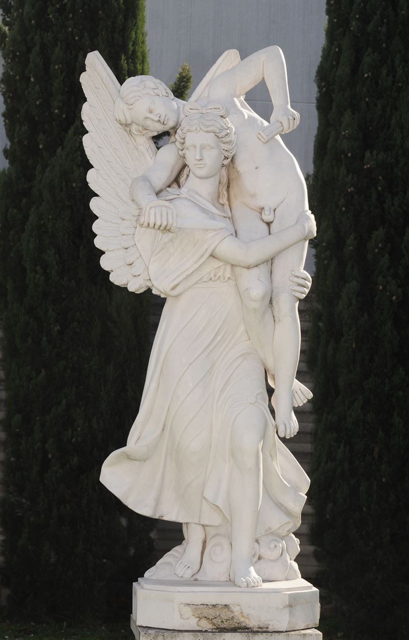 Scultura, Angelo che sorregge un fanciullo, marmo di Carrara