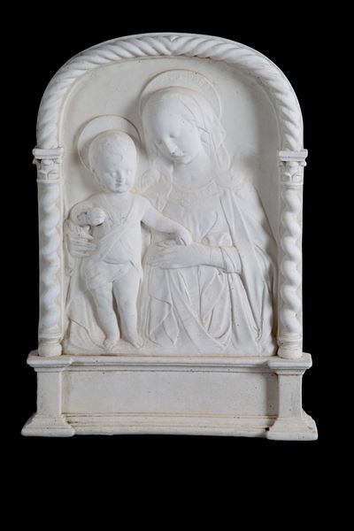 Rilievo, Madonna con Bambino, pietra composita (XX secolo)