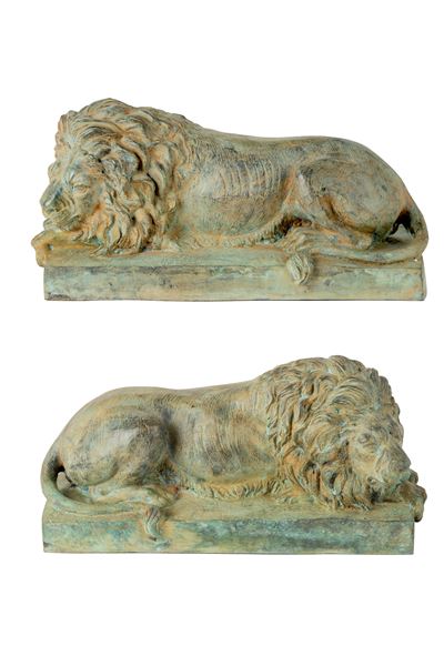 Coppia di sculture, Leoni, bronzo patinato (XX secolo)