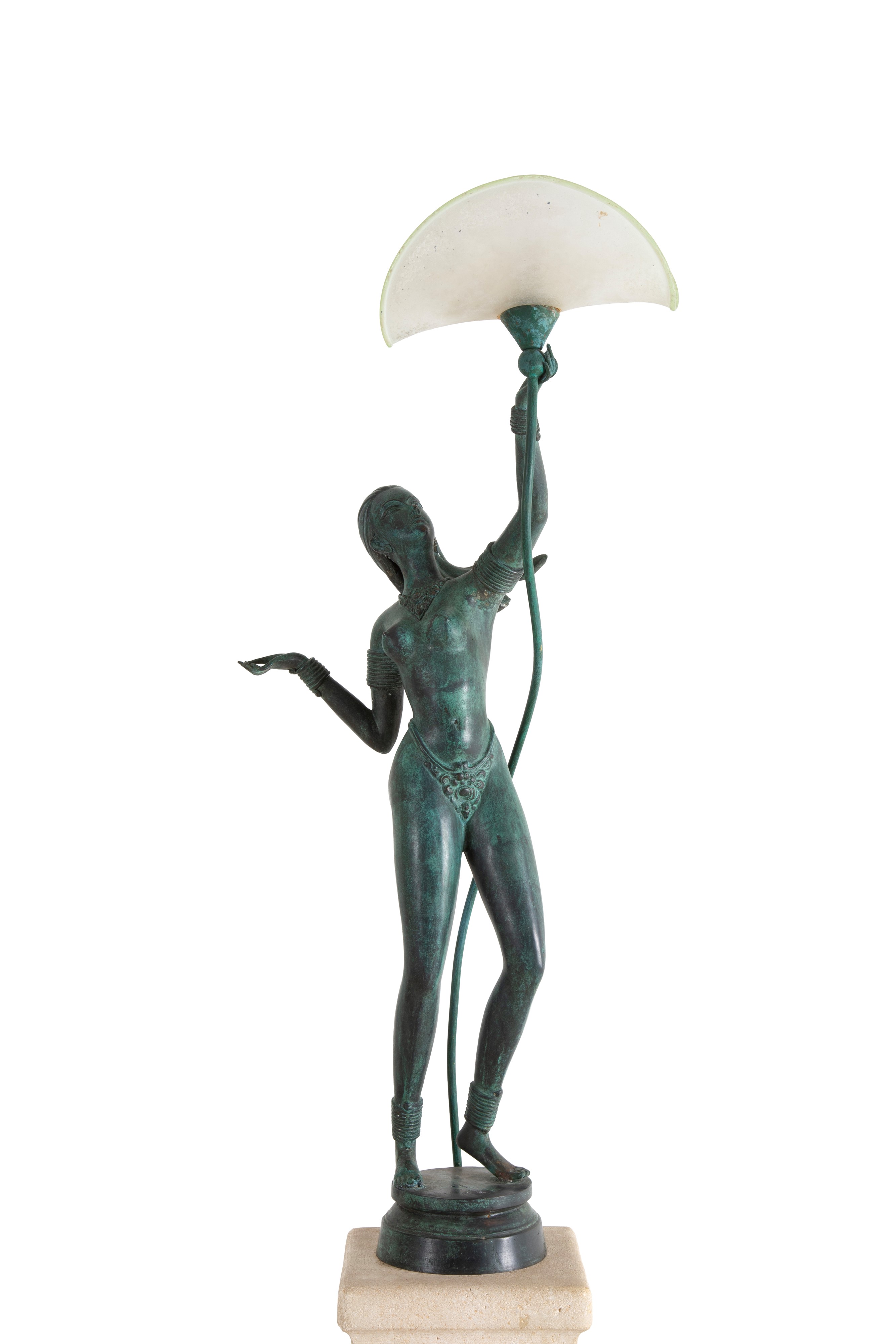 Lampada con scultura, amazzone, bronzo patinato su base in pietra, XX secolo