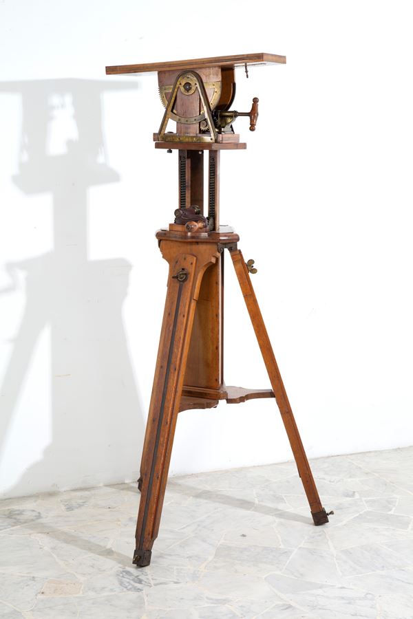 Optical bench tripod. LAMPERTI&GARBAGNATI