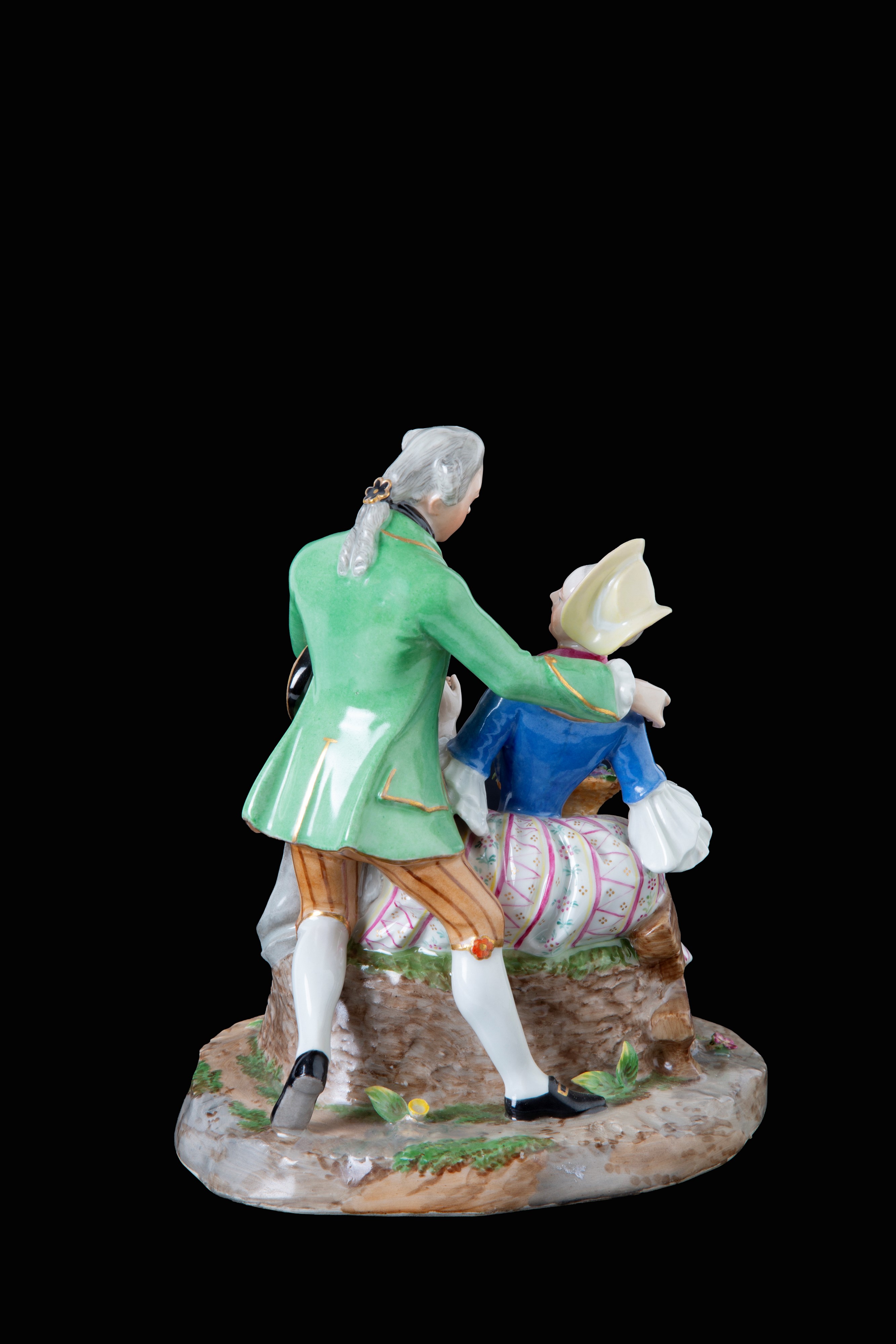 Manifattura di Vienna, Statuetta “Scena galante” in porcellana policroma