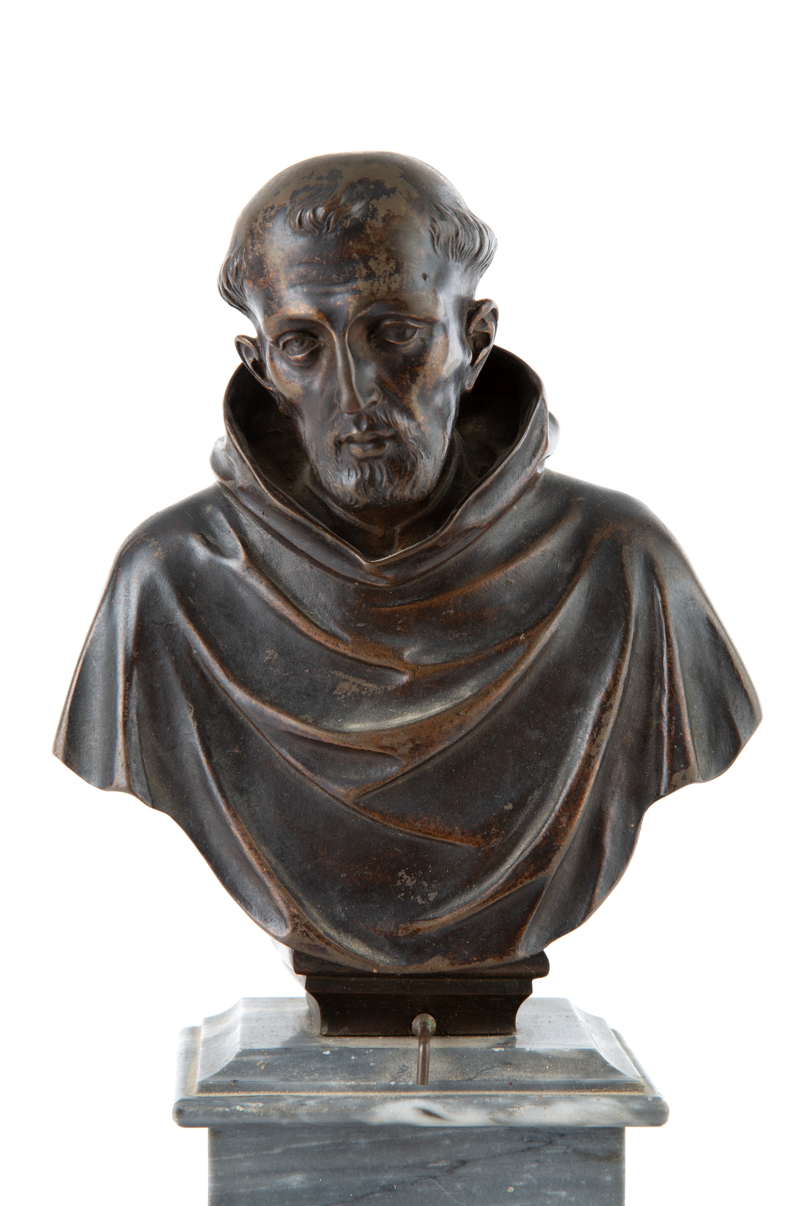 Scultura, Busto di frate in bronzo