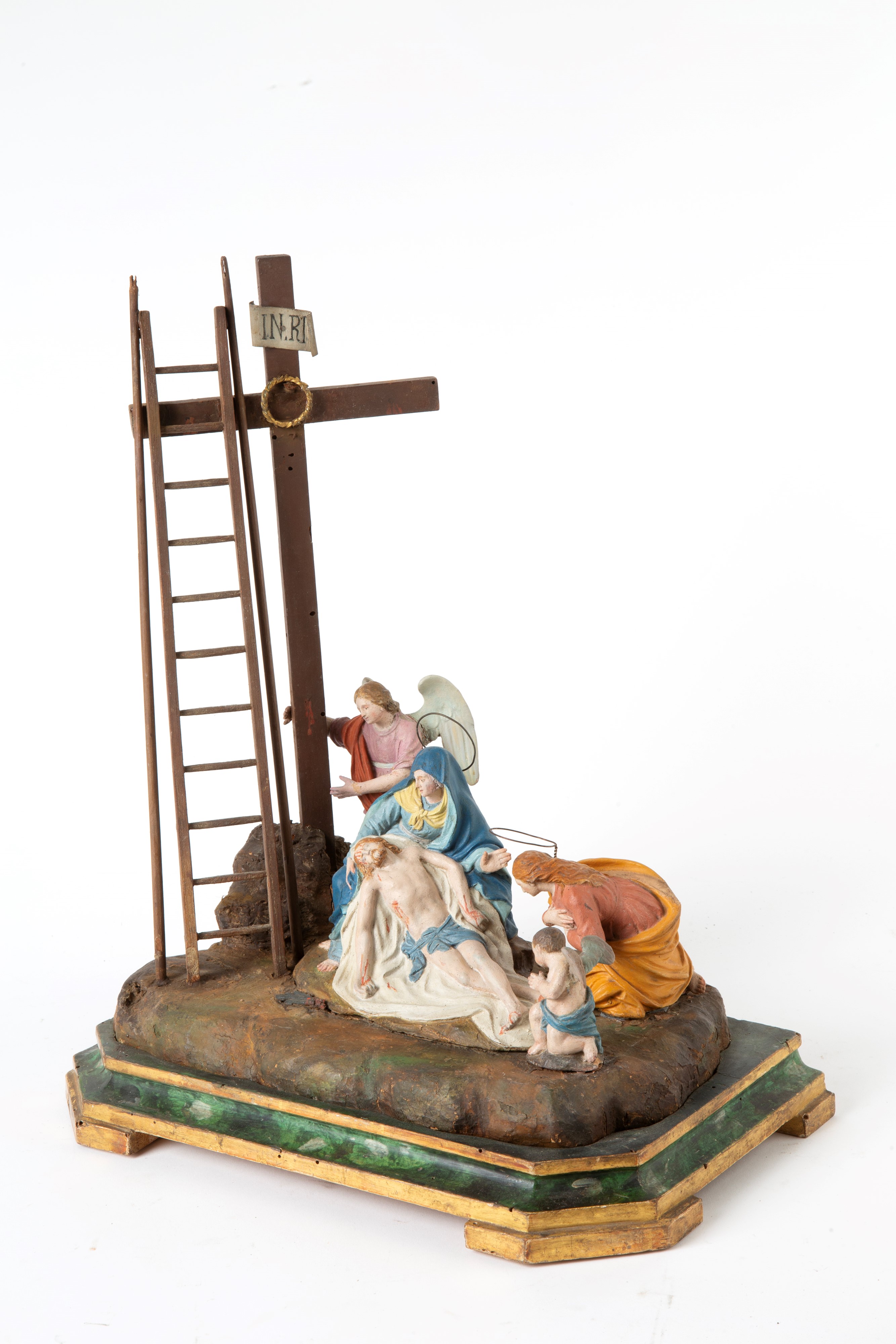 Gruppo scultoreo raffigurante il «Compianto su Cristo morto», terracotta e legno laccato e dorato...