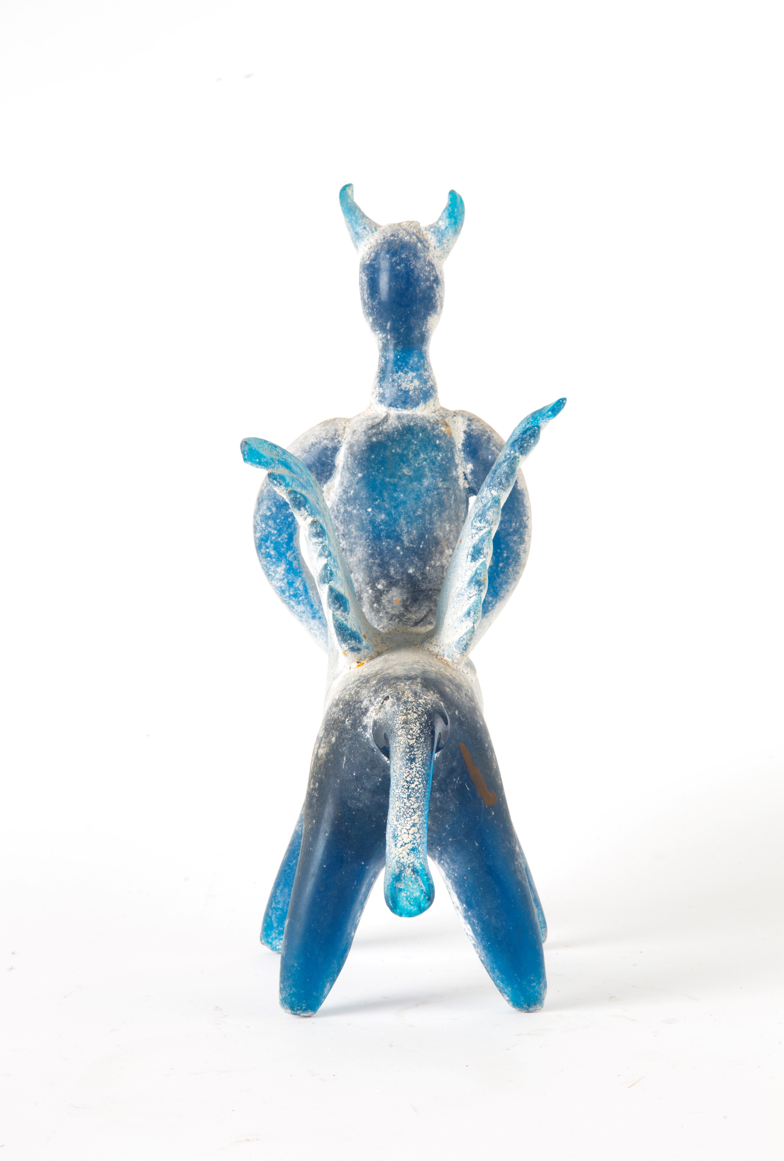 Scultura di animale fantastico, vetro sabbiato
