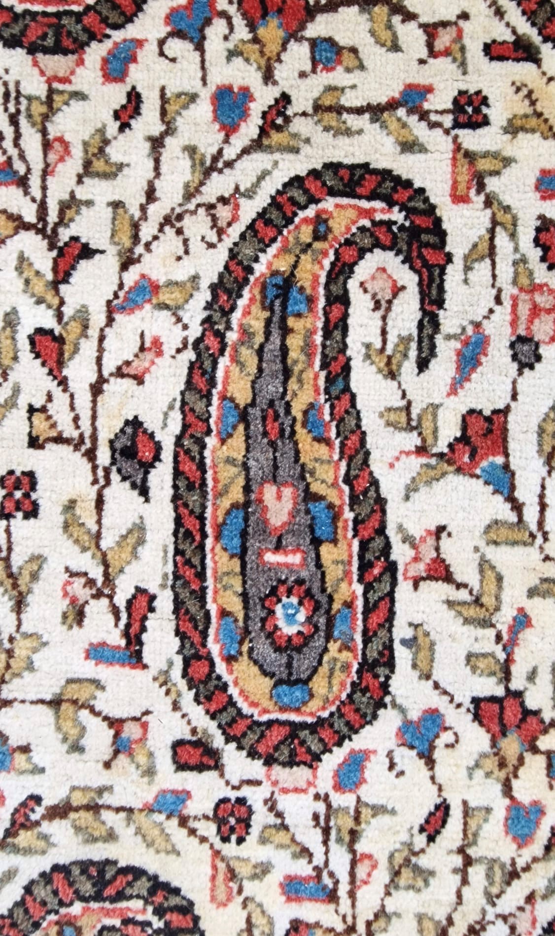 Persia, Tappeto Qum disegno Botteh, metà XX secolo