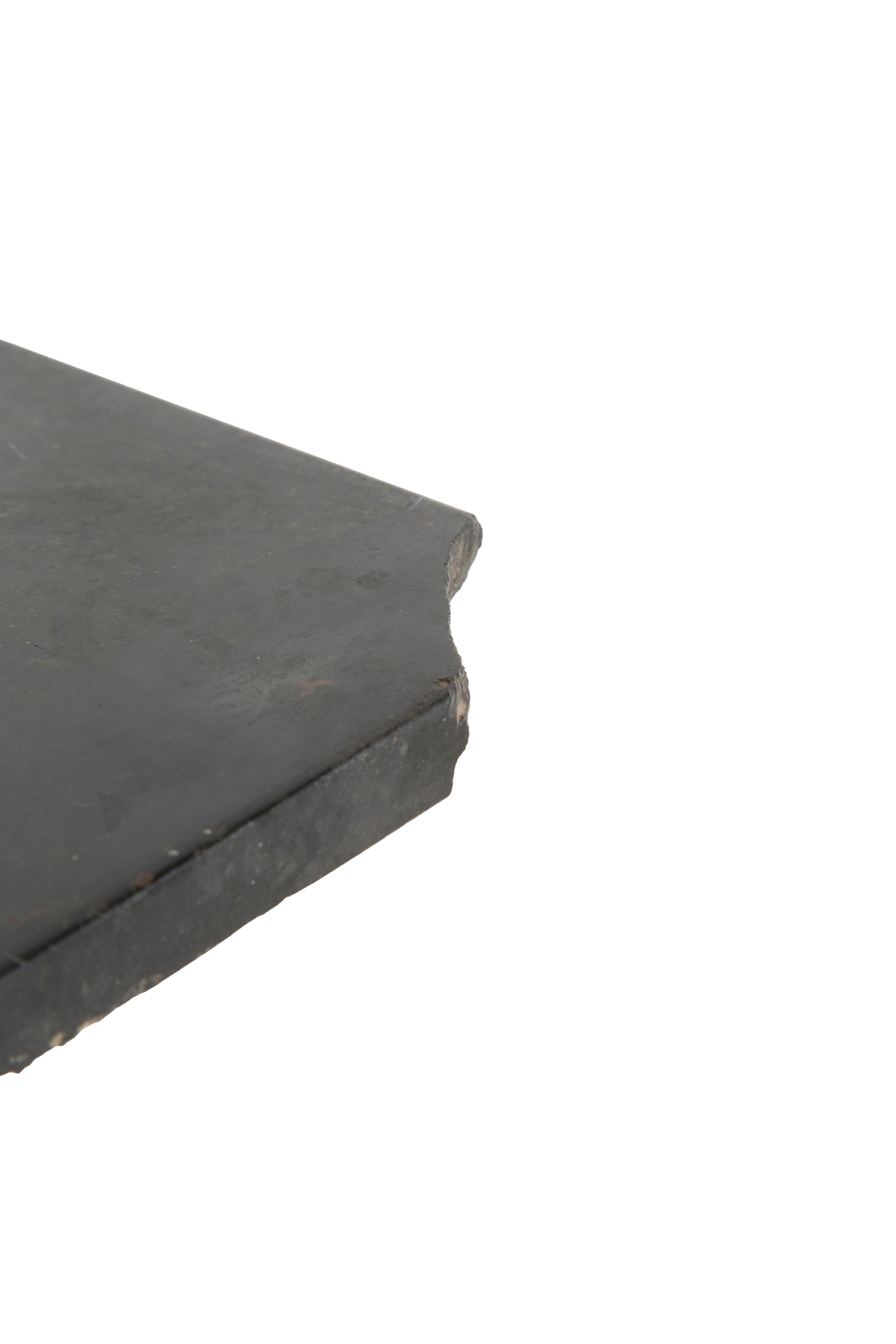 Colonna in marmo nero con guarnizioni in bronzo dorato, seconda metà del XIX secolo