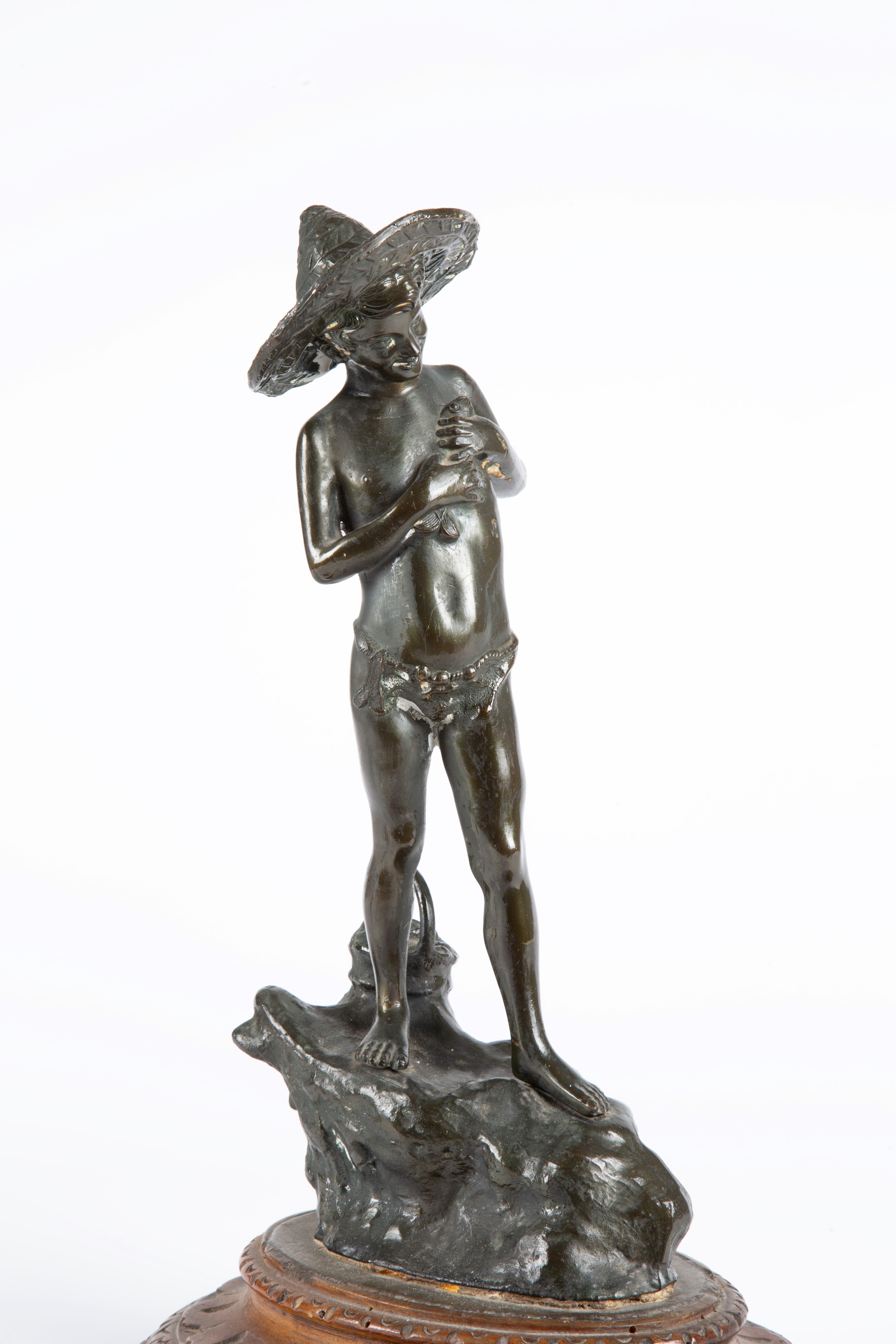 Giovanni Varlese - Pescatore, scultura in bronzo patinato