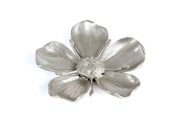 Flower ashtray