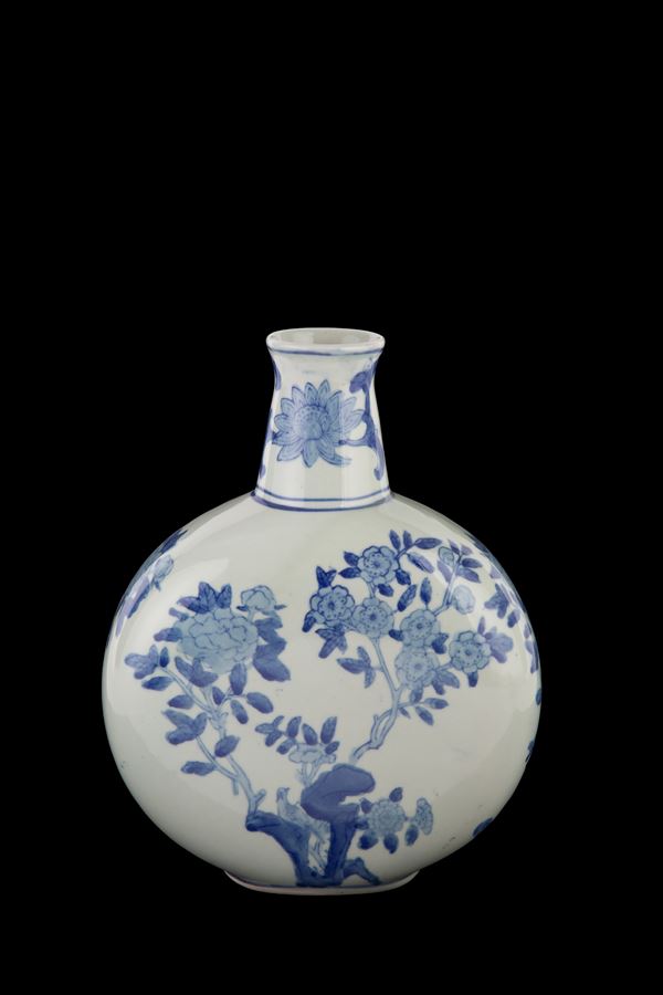 Porcelain flask