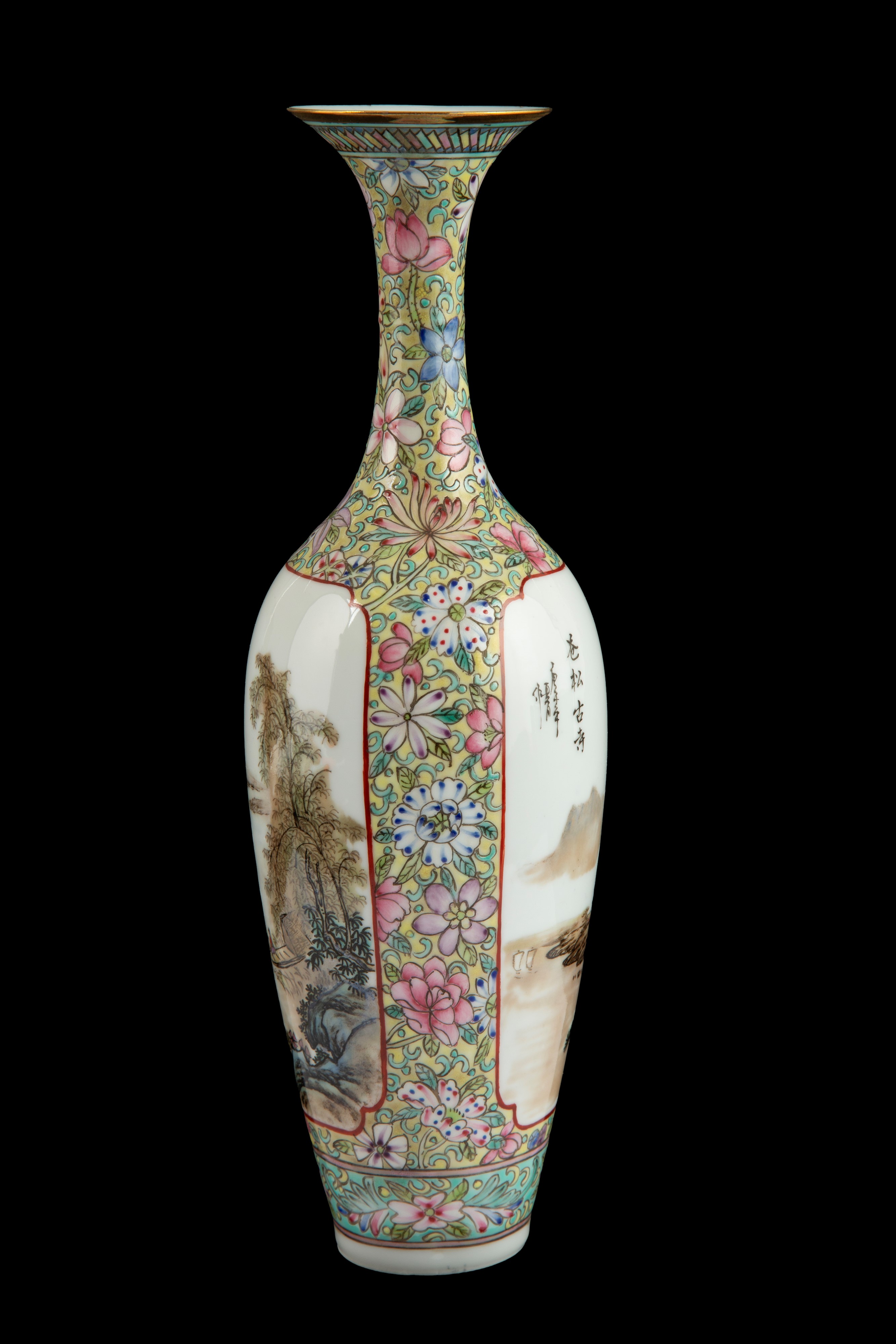 Vaso in porcellana decorato con motivi paesaggistici e scritte, Cina, inizio XX secolo
