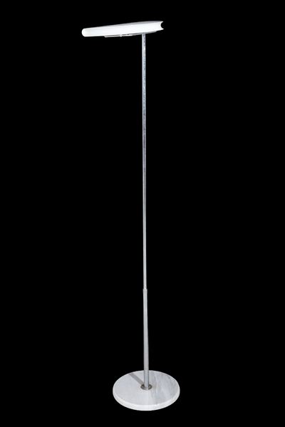 Lampada da terra “Mezzaluna” per Skipper