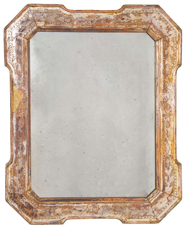 Tray frame with mirror