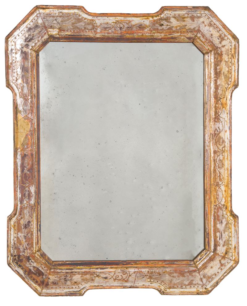 Cornice a vassoio con specchio, legno argentato, XIX secolo