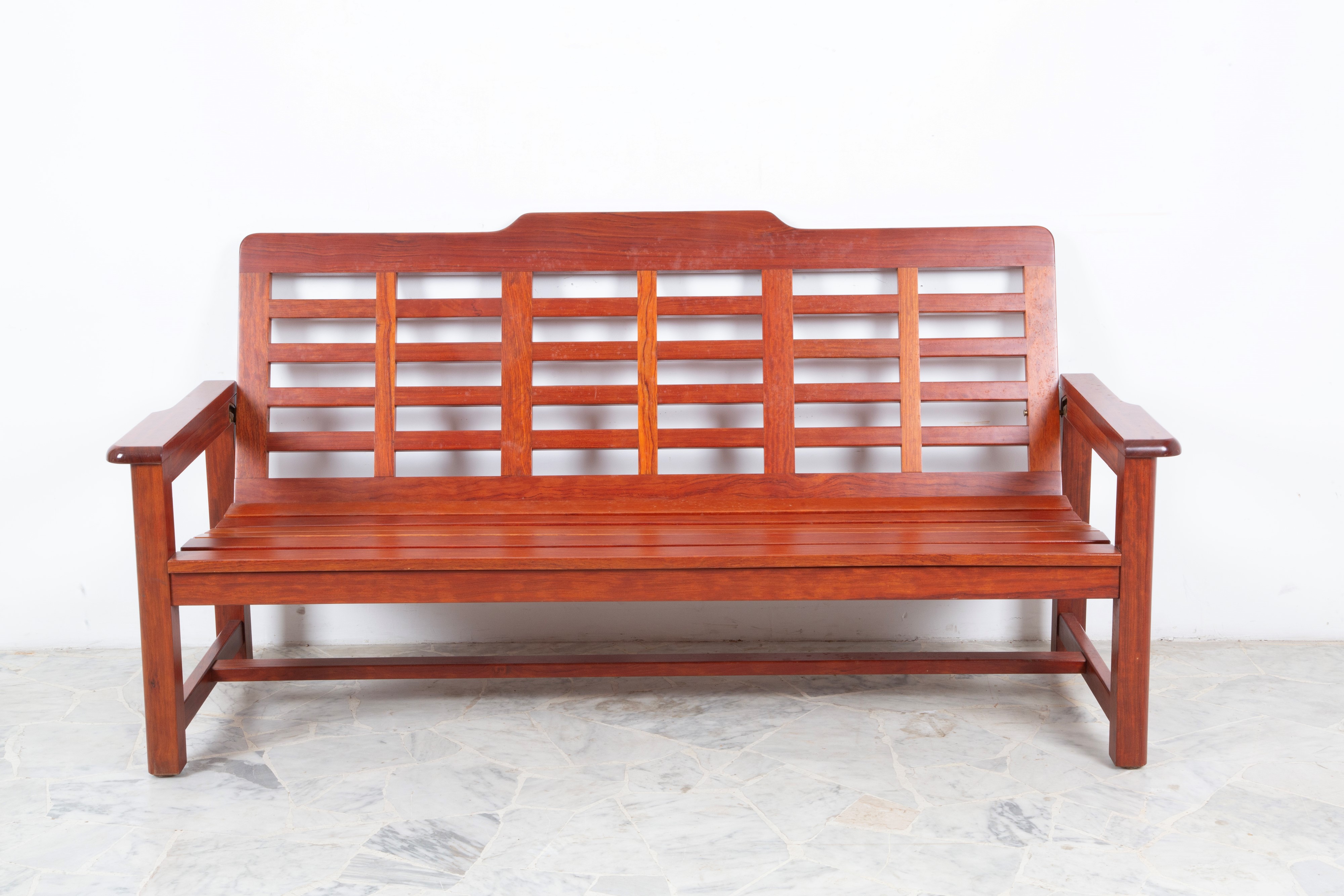 Triconfort, Set da giardino in legno esotico (divano, sdraio, sedia e tavolino pieghevoli), anni ...