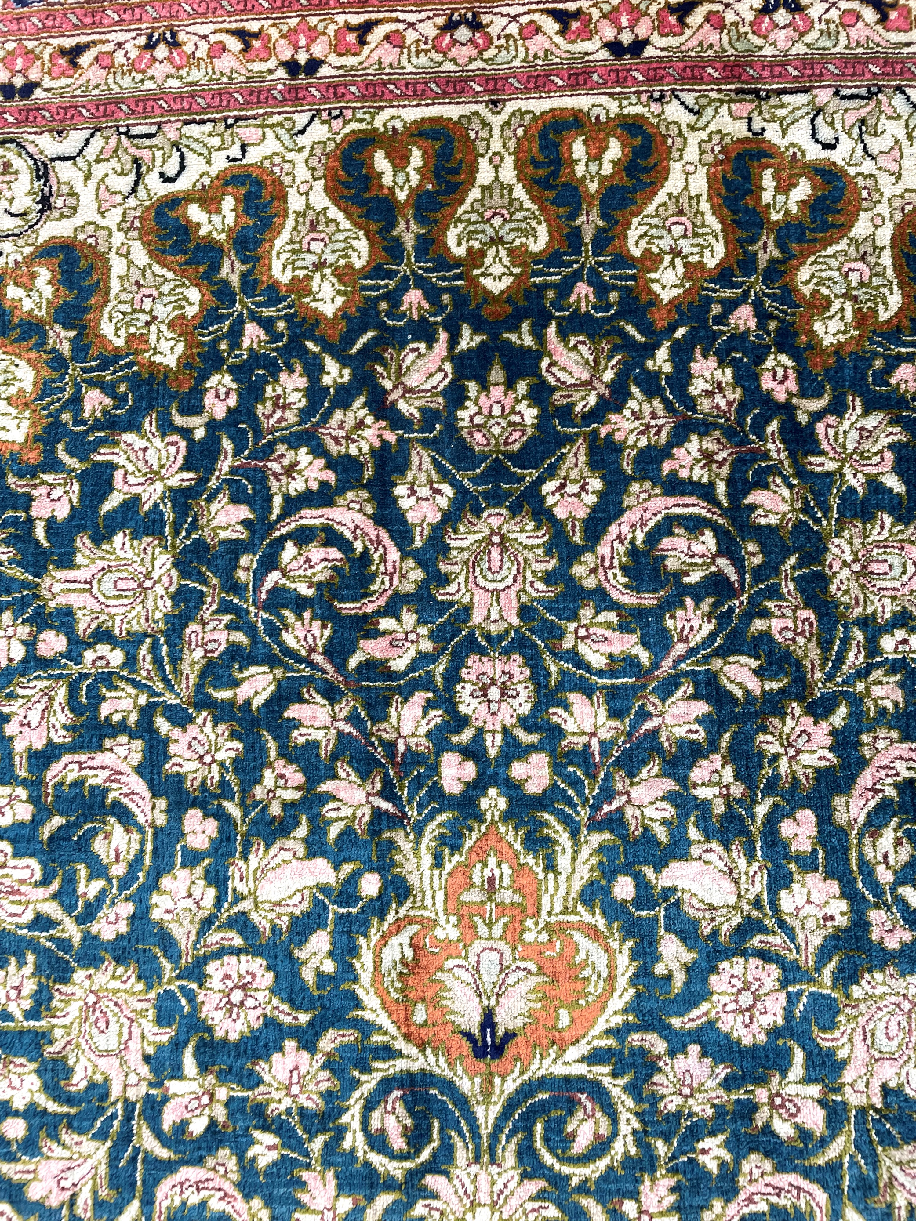 Tappeto Qum, Persia, seta, prima metà del XX secolo