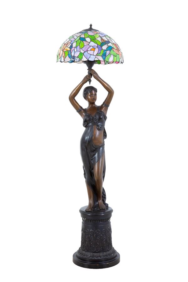 Bronze lamp