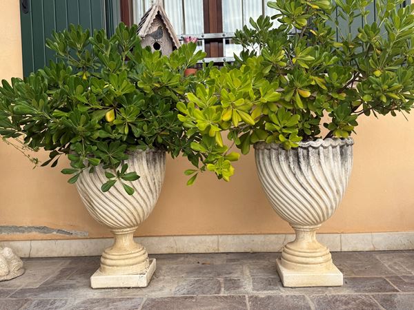 Pair of vases