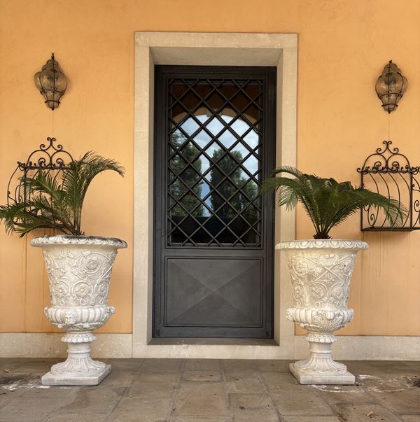 Pair of vases