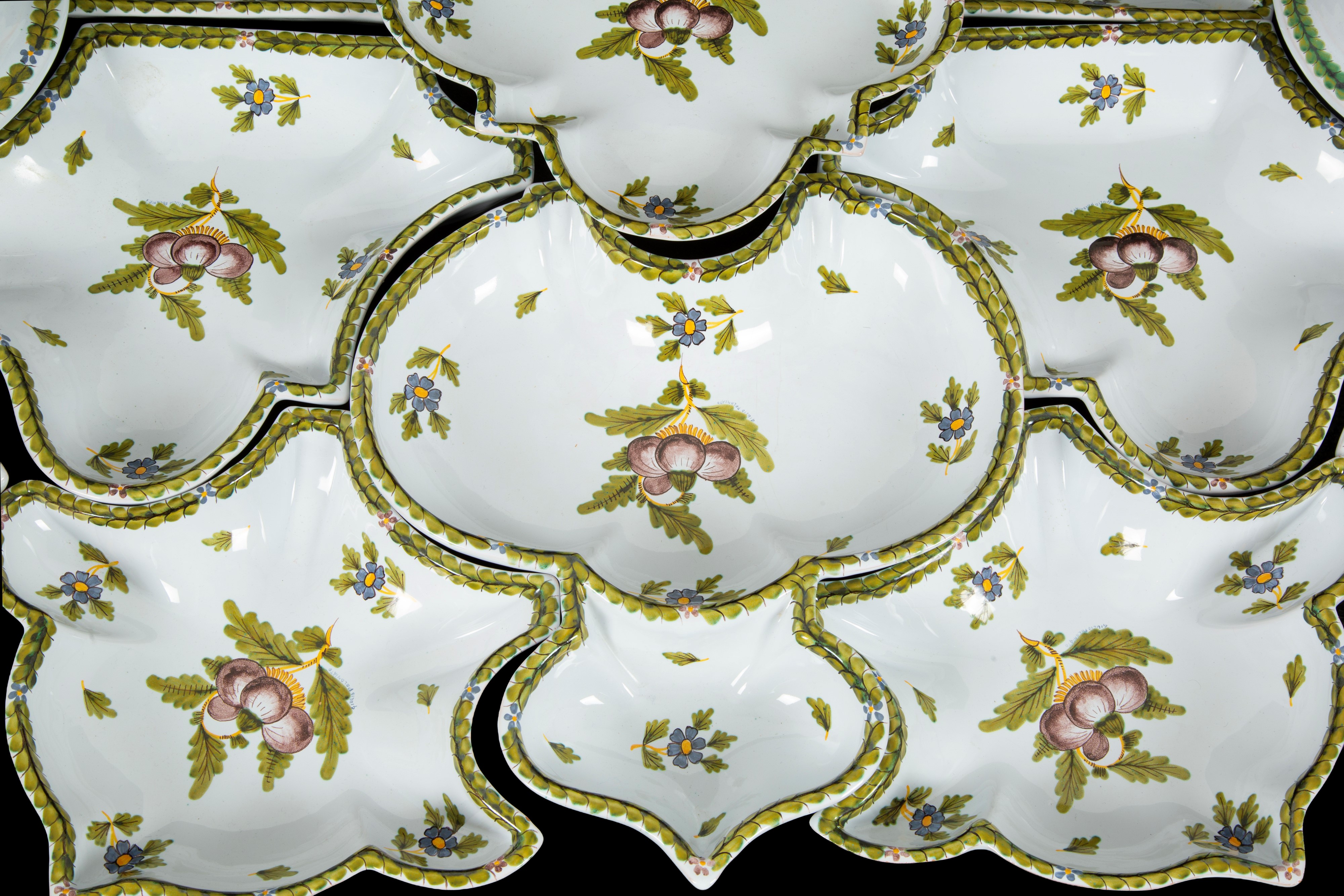 NOVE DI BASSANO, Servizio da tavola in ceramica invetriata e smaltata