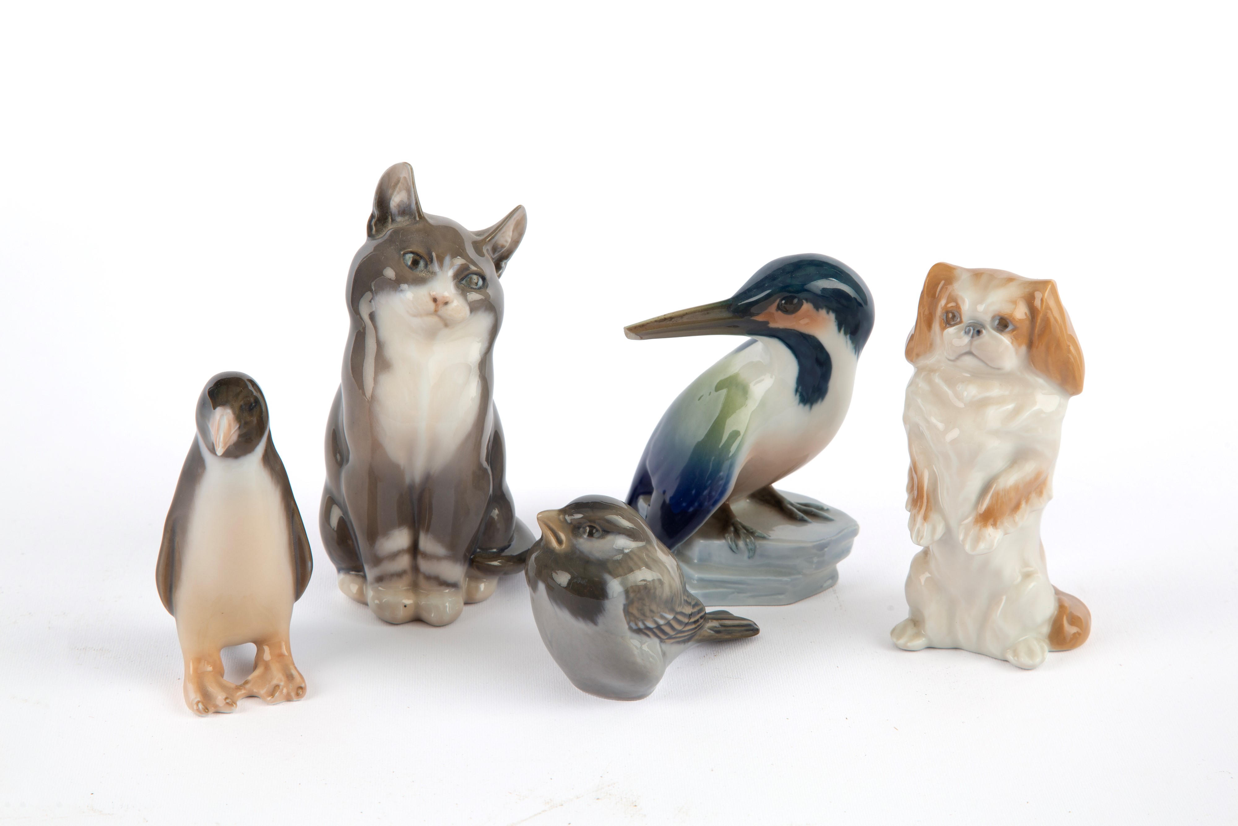 Dodici statuette di animali, porcellana, XX secolo