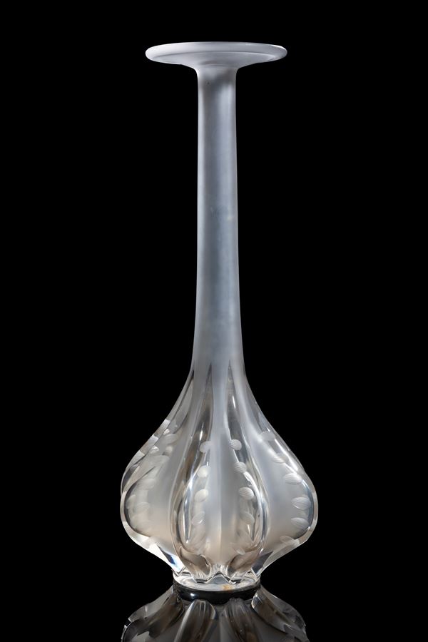 Marie-Claude Vase. LALIQUE