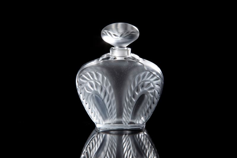 LALIQUE, Portaprofumo “Singapore” in cristallo satinato