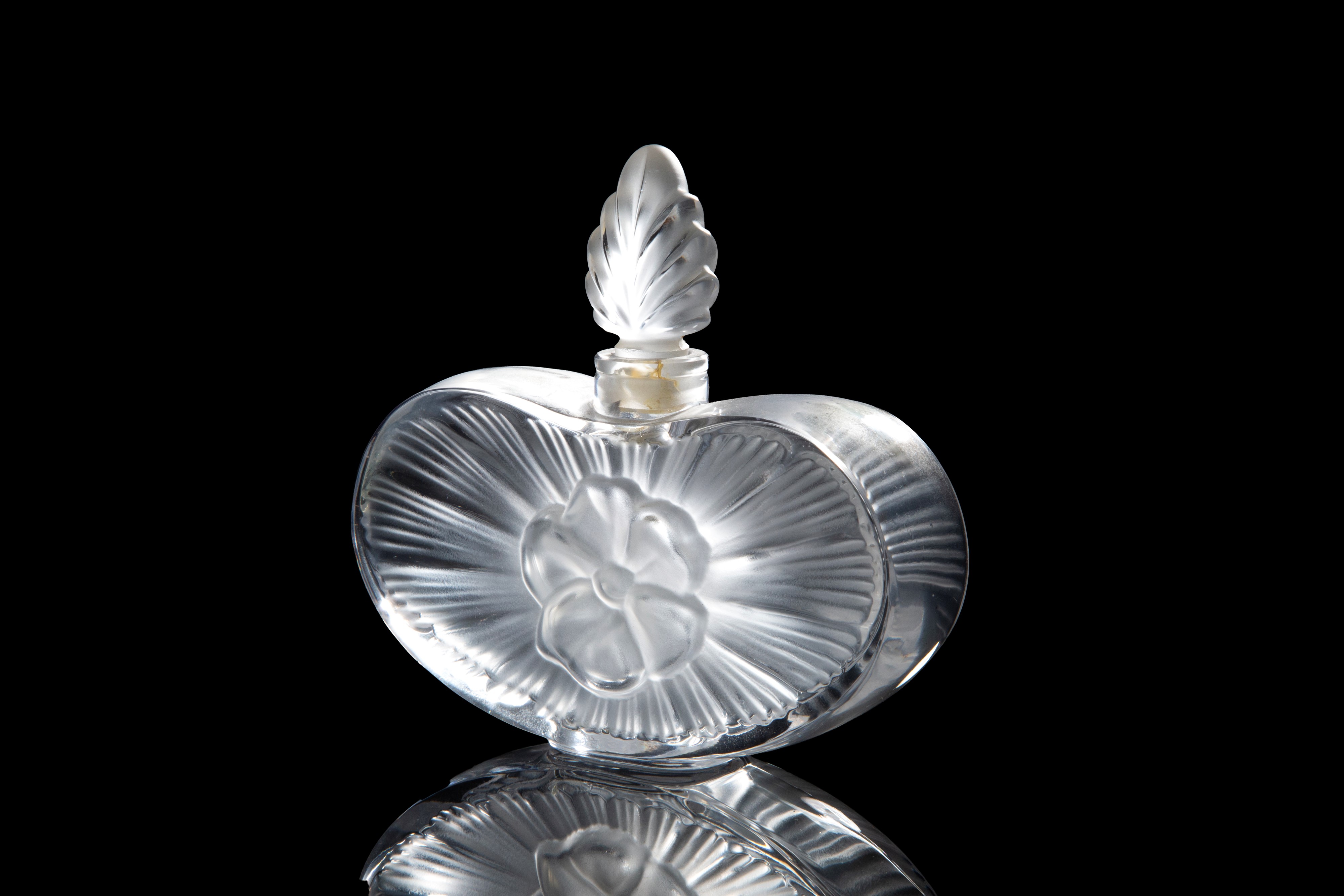 Marie-claude Lalique - Portaprofumo Clarisse, cristallo con tappo a foglia