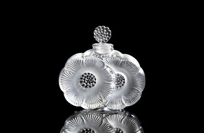 Lalique, Portaprofumo “Deux Fleurs” in cristallo con decoro a margherite