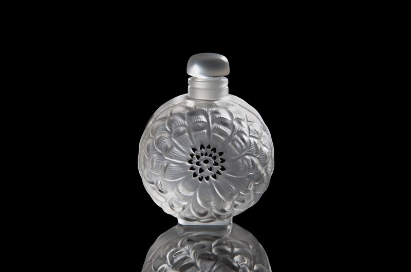 René Jules Lalique - Portaprofumo “Dahlia” in cristallo decorato