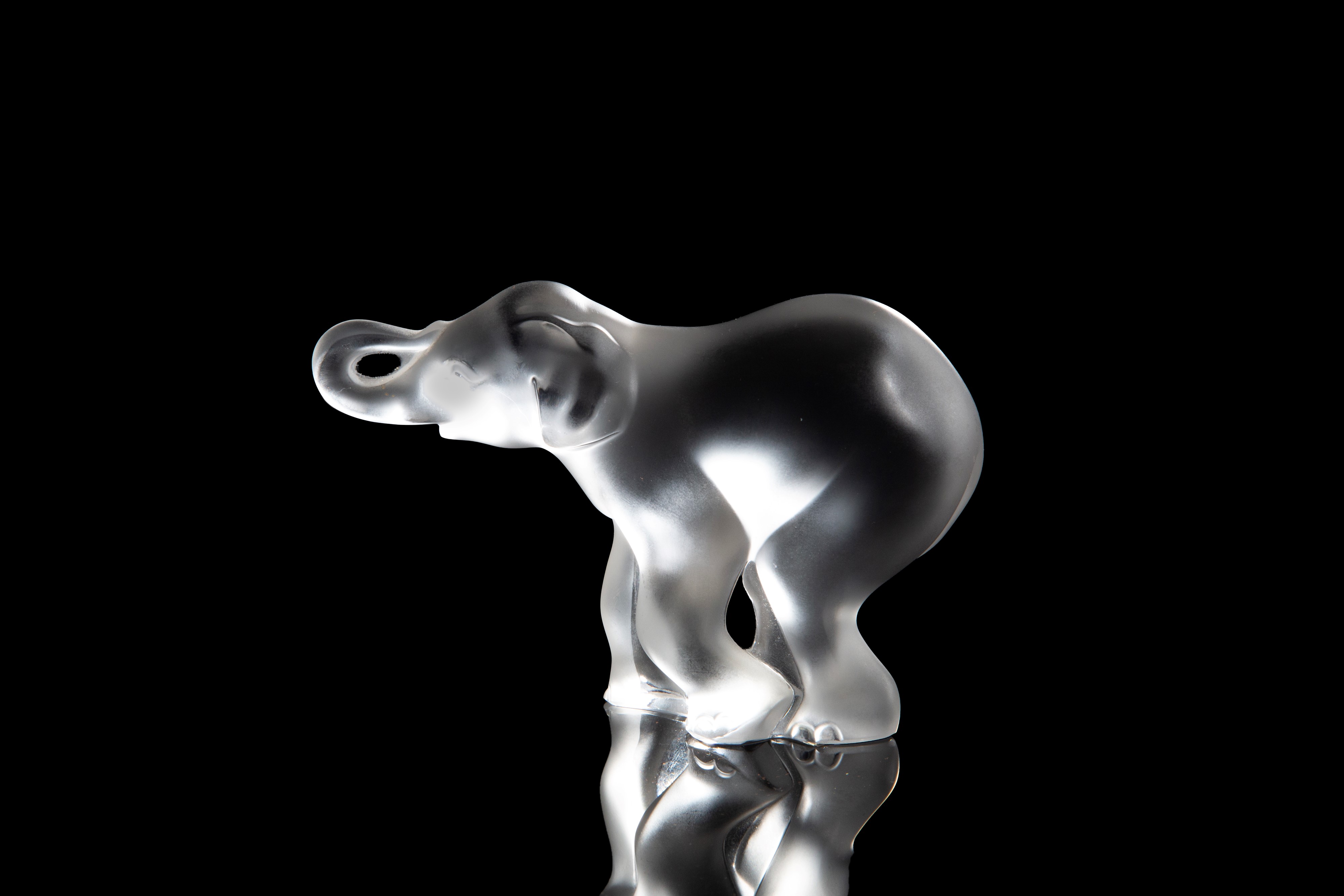 Lalique, Elefantino Timore in cristallo sabbiato