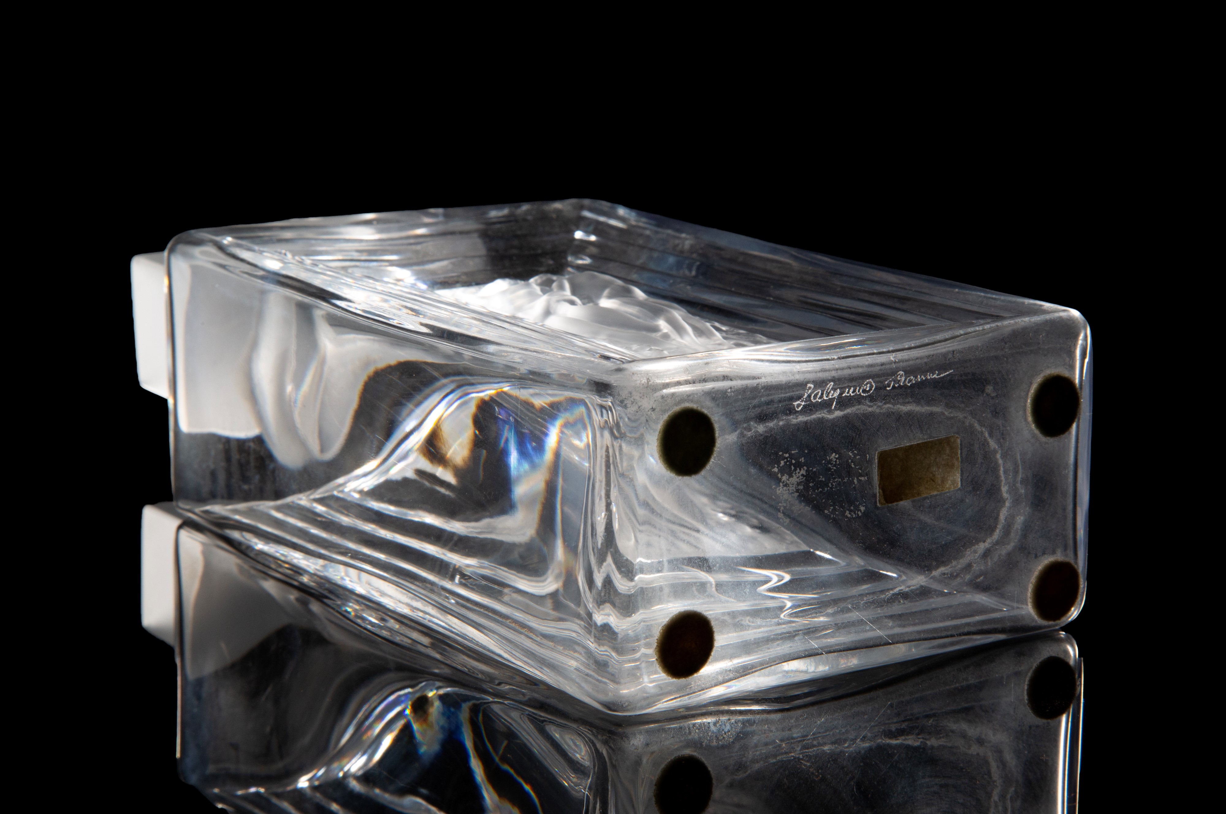 Lalique, Portaprofumo Duncan No. 3 in cristallo