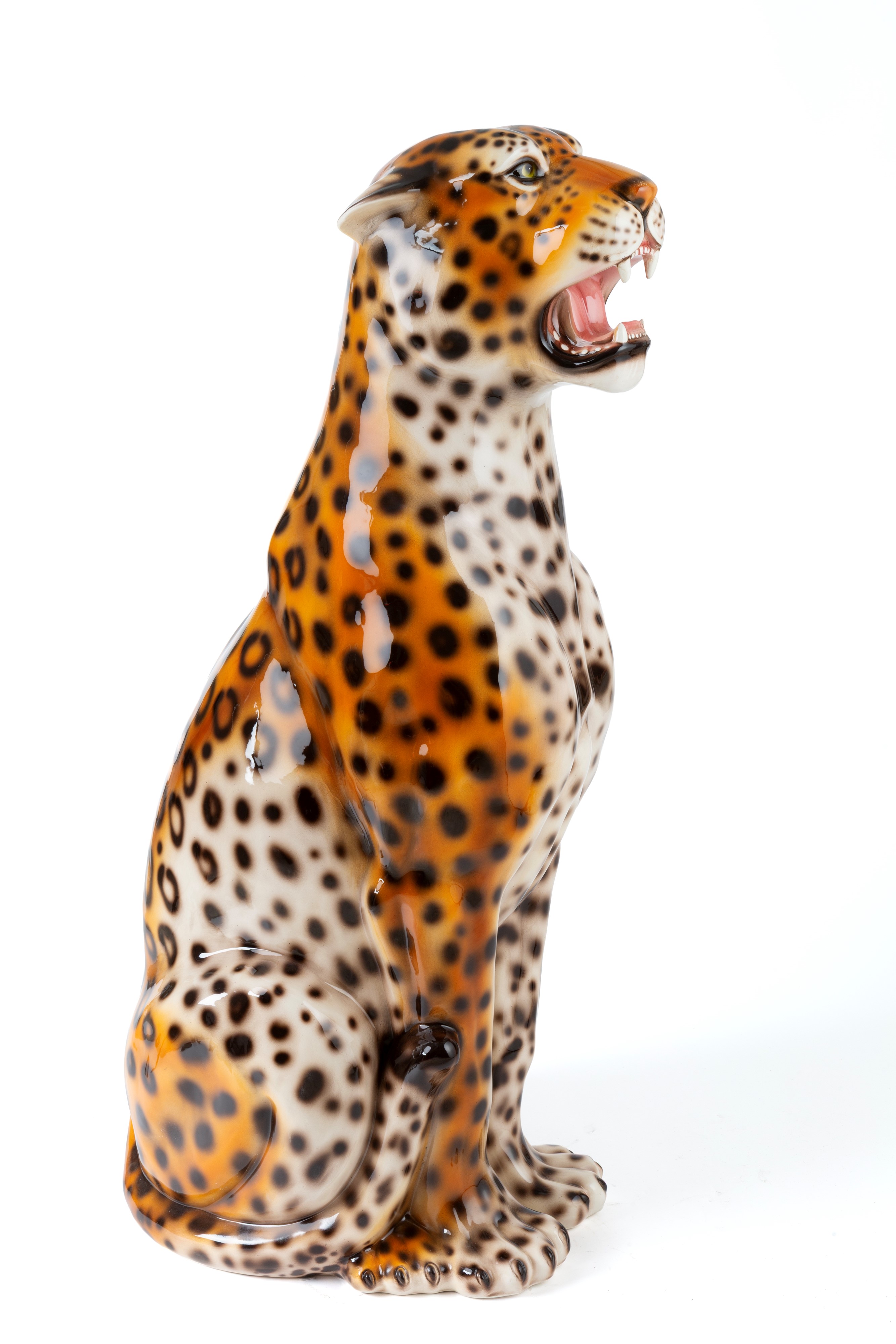 Scultura a tutto tondo, Leopardo, ceramica