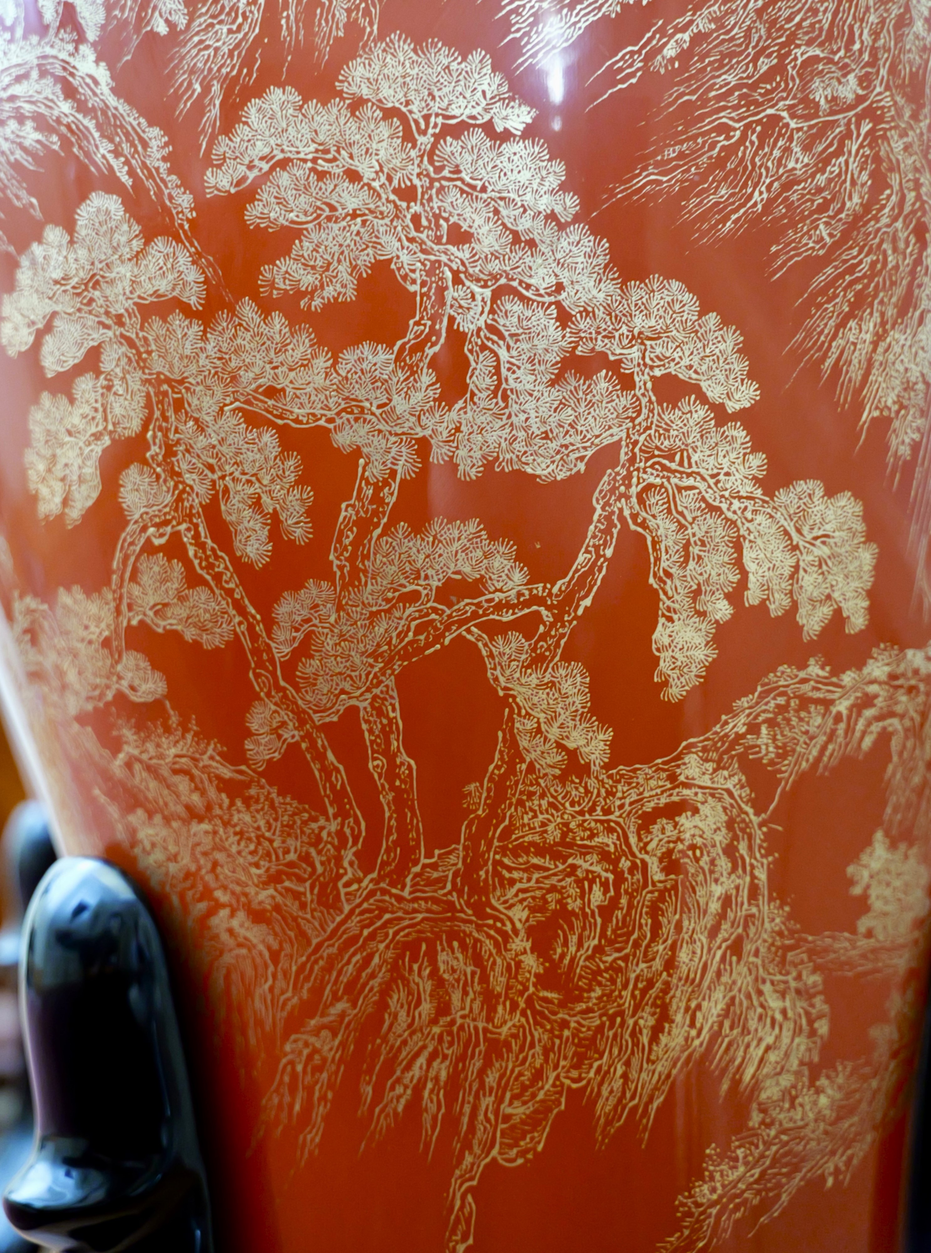 Coppia di vasi in papier-mâché e lacca, Cina, fine XIX–inizi XX secolo