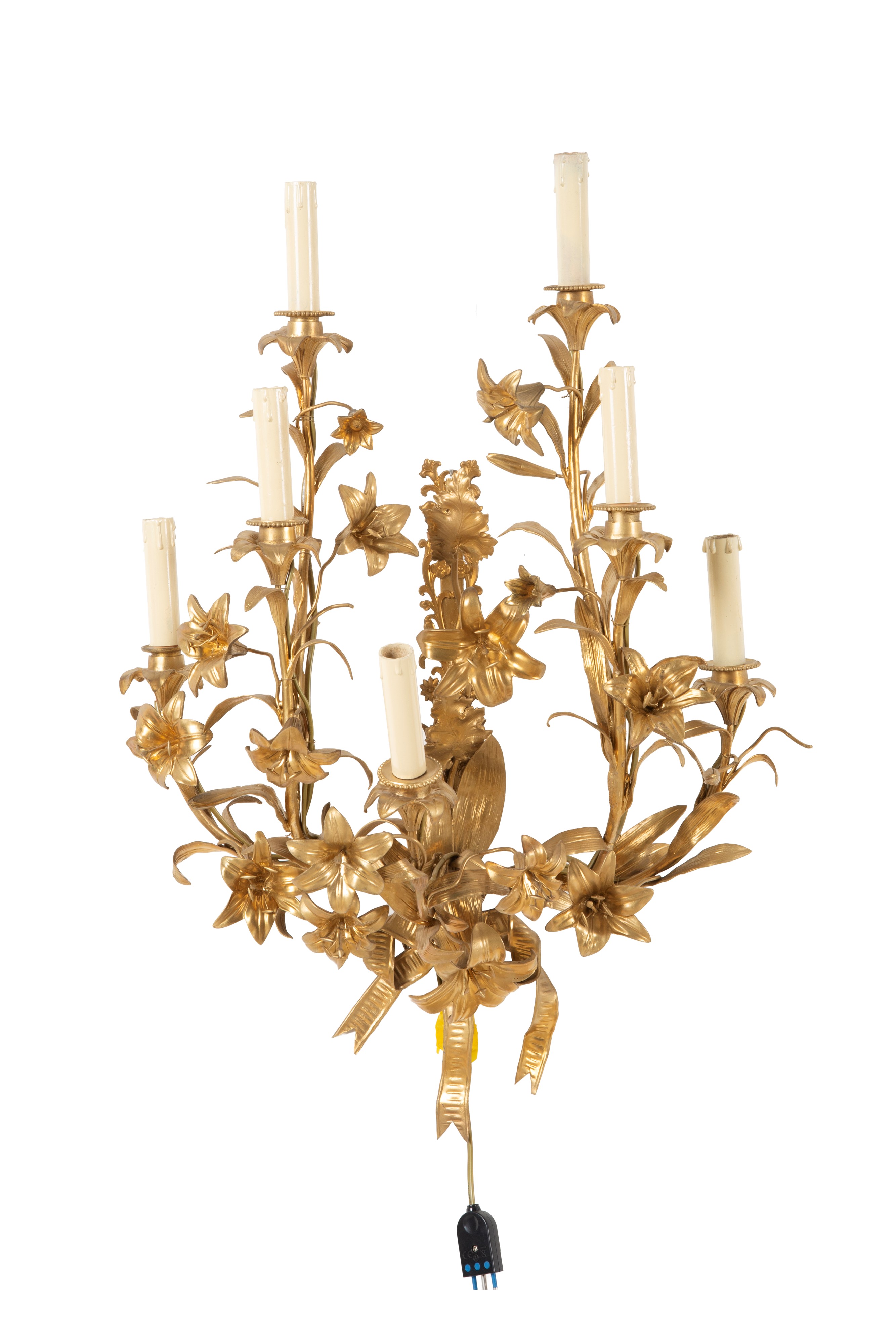 Coppia di applique, bronzo cesellato e dorato a motivi floreali, fine XIX secolo
