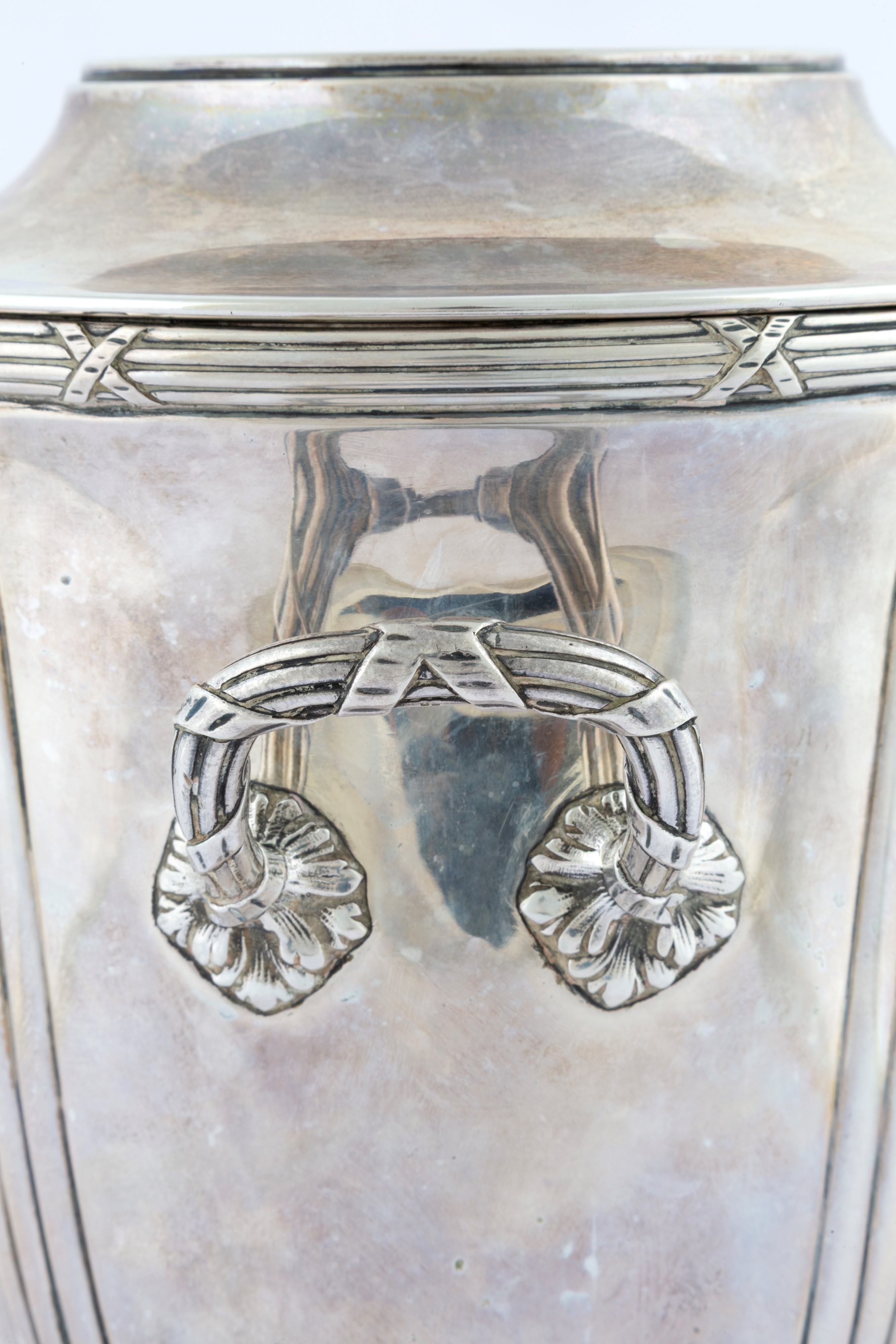 Porta champagne in argento con punzoni dello Stato Pontificio, XIX secolo
