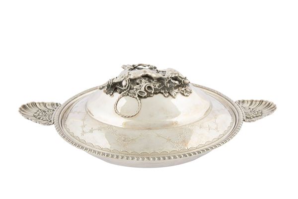 Silver vegetable dish