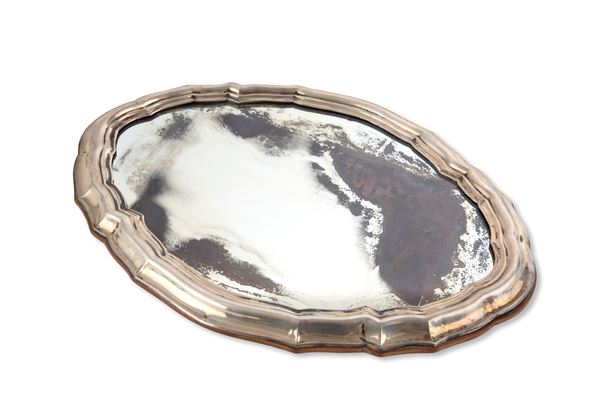 Silver tray with mirror