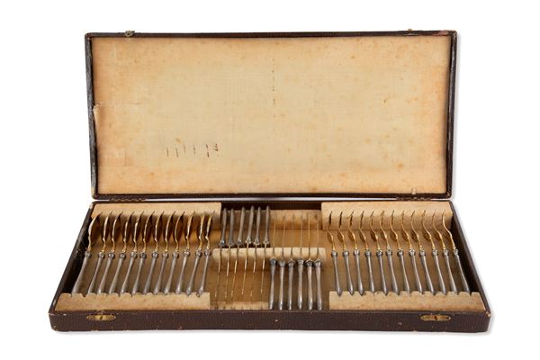 Silver cutlery set