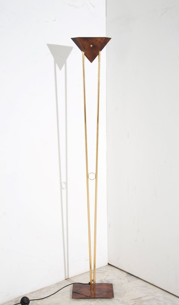Brass and painted metal foor lamp