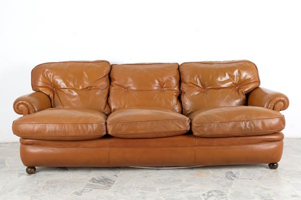 Poppy sofa. POLTRONA FRAU