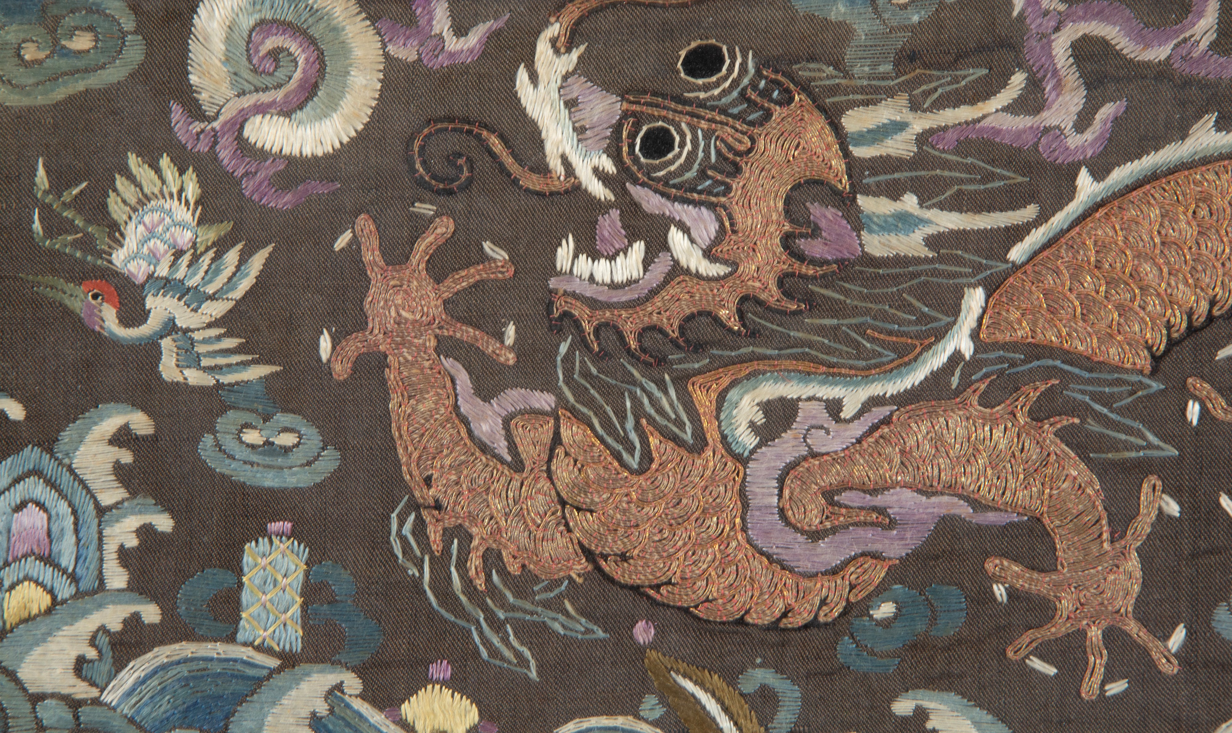 Coppia di frammenti di Long Pao (veste del drago), Cina, Dinastia Qing