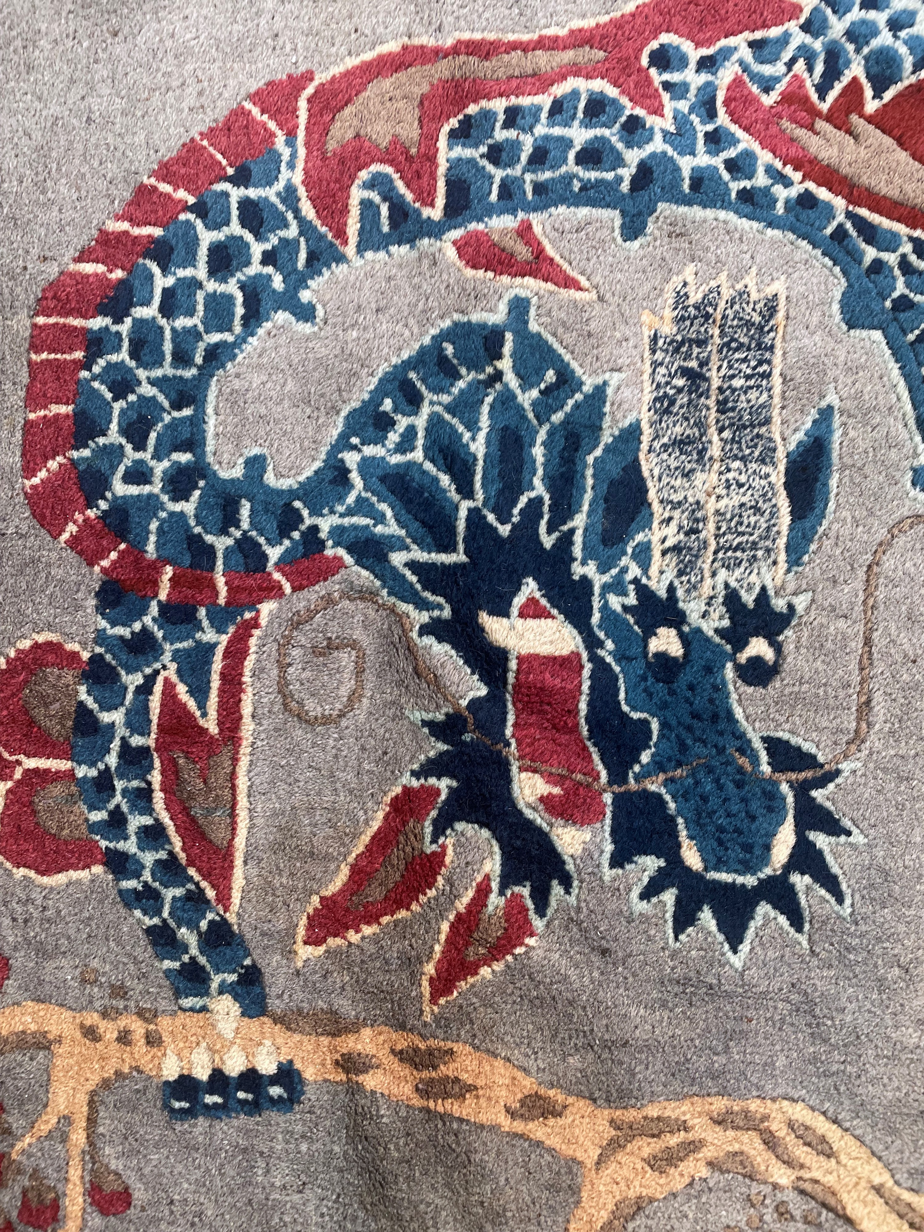 Tappeto in stile Pekino, Cina, inizi XX secolo, full pile