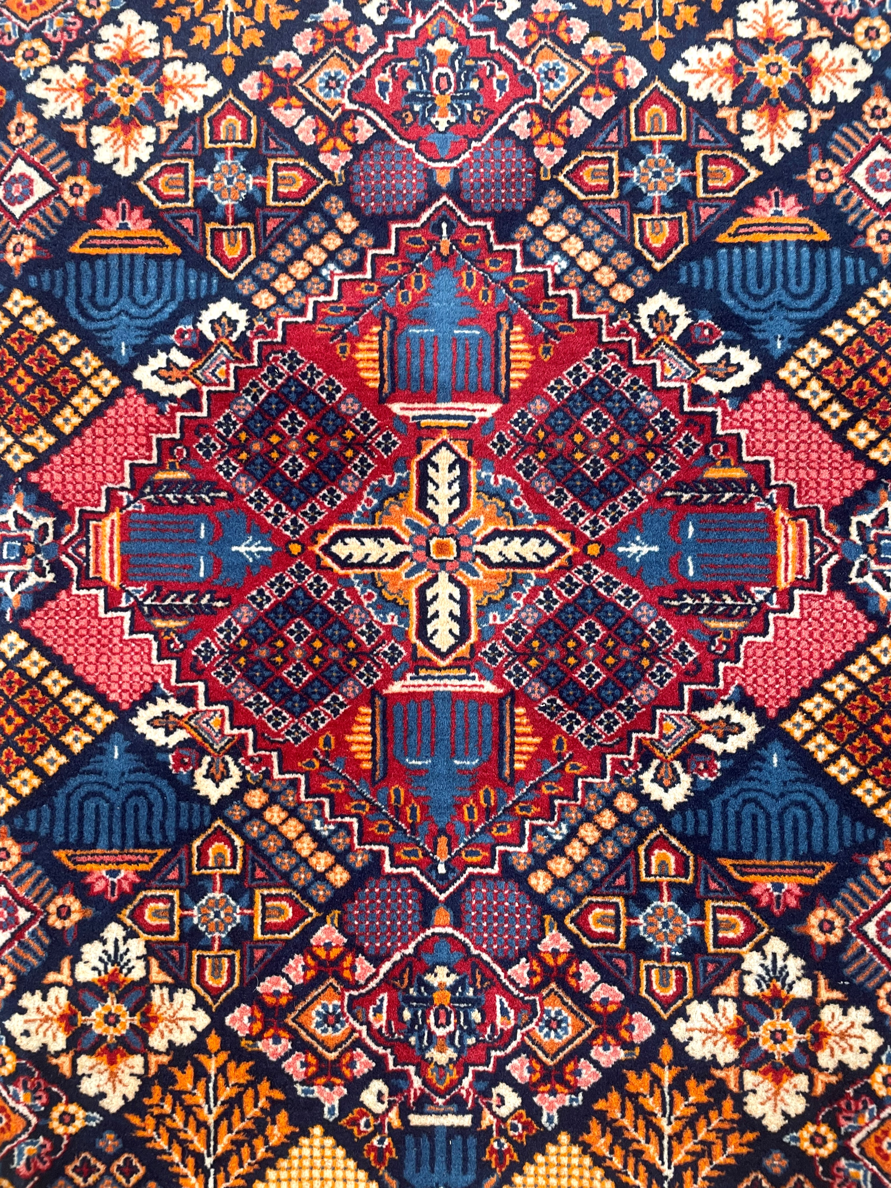 Tappeto Kashan, Persia, primi decenni del XX secolo, 200 x 139 cm ca.