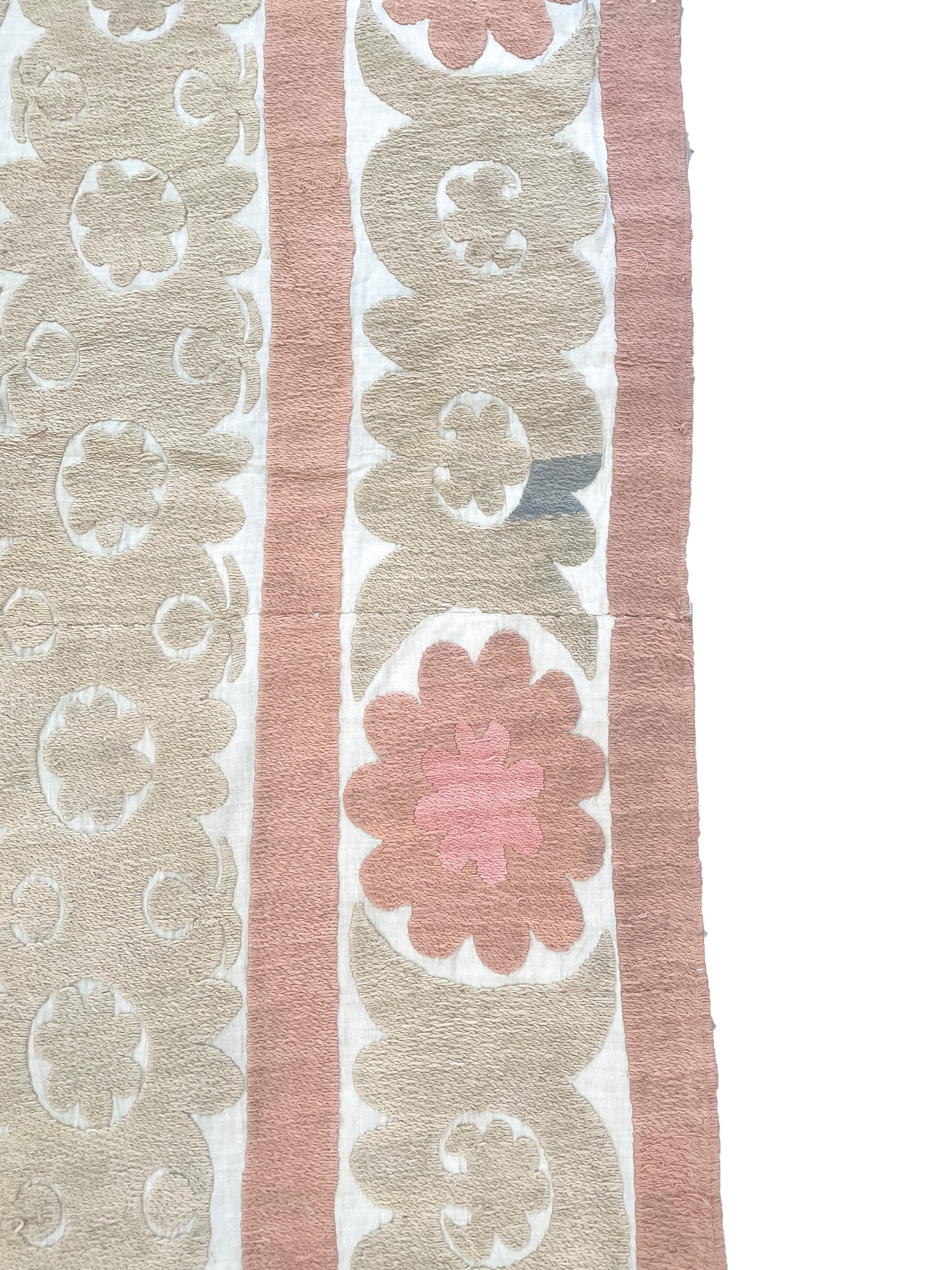 Tessuto decorativo (Suzani), Uzbekistan, seconda metà del XX secolo