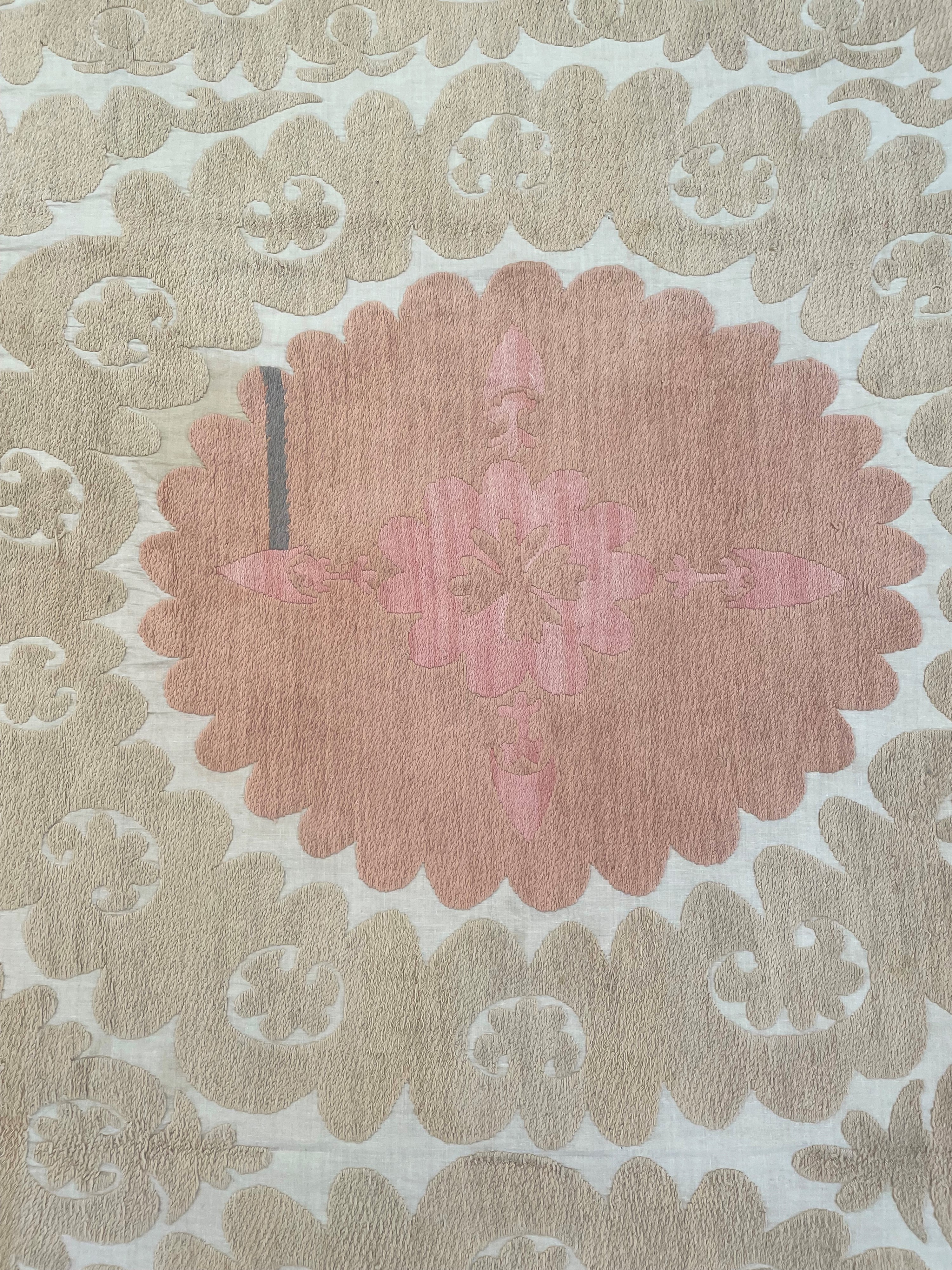 Tessuto decorativo (Suzani), Uzbekistan, seconda metà del XX secolo