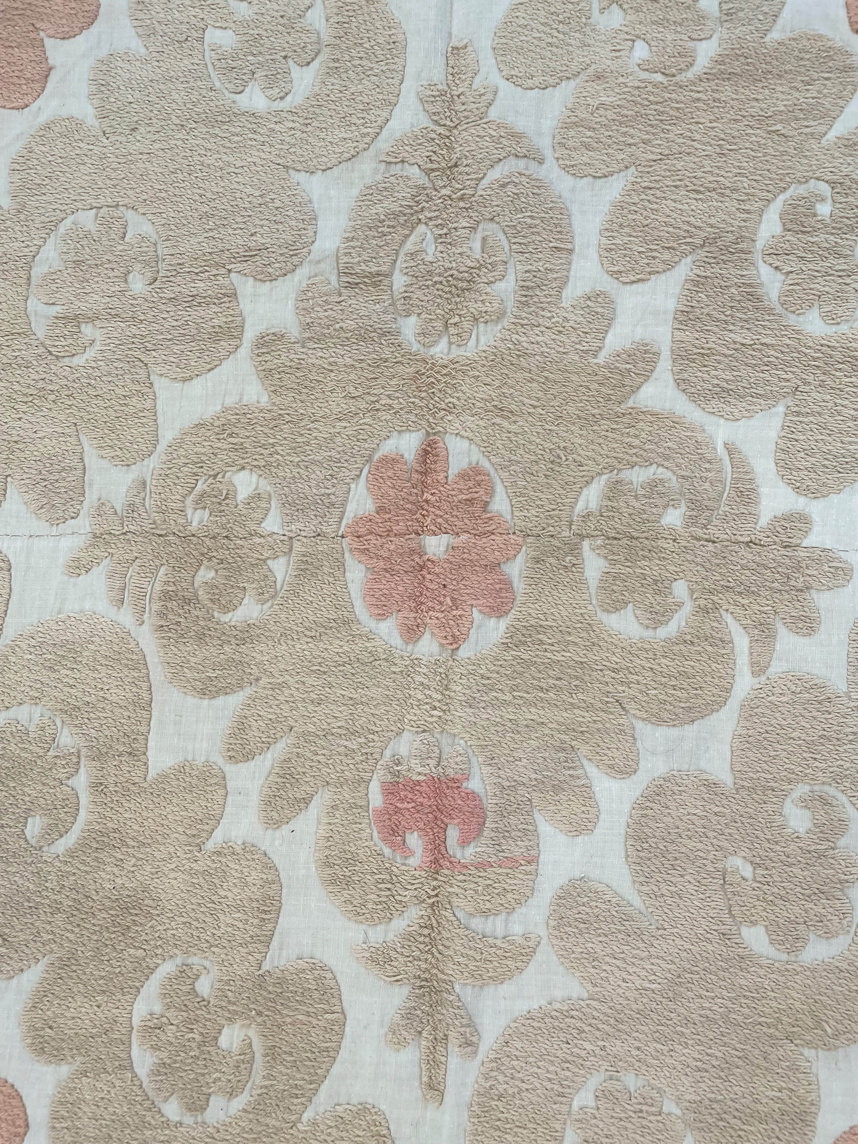 Tessuto decorativo (Suzani), Uzbekistan, seconda metà del XX secolo